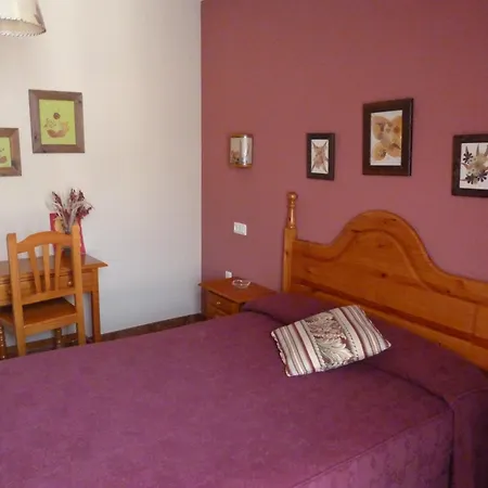 Mestas Hotel *