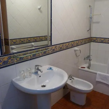 Hotel Mestas *